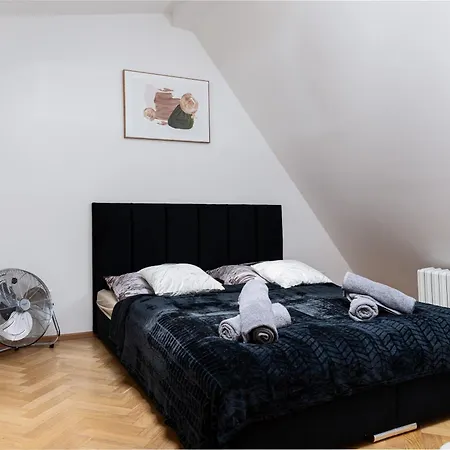 Sky Luxury Penthouse *