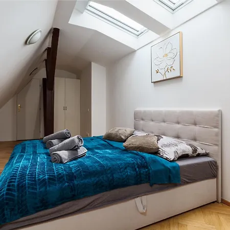 Sky Luxury Penthouse Prága